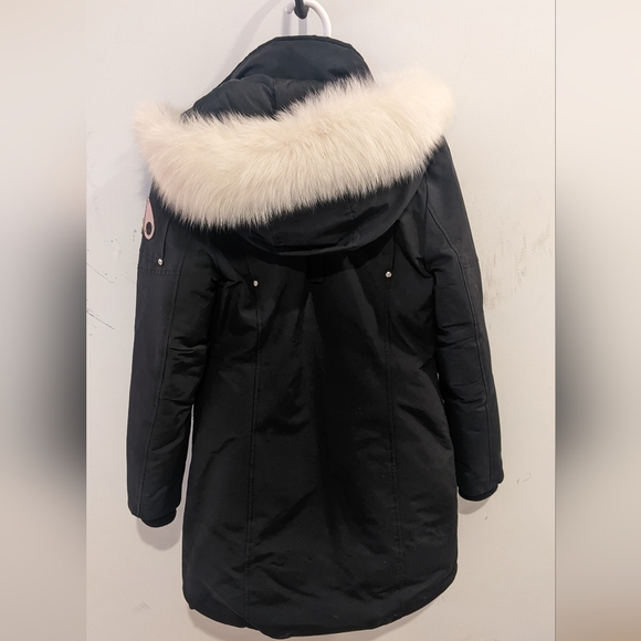 Mooseknuckle womens parka with fur trim - Picture 2 of 7